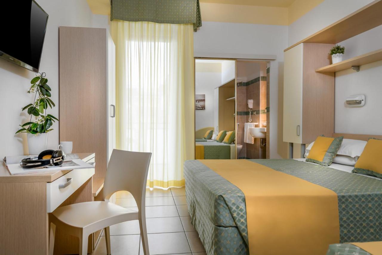 Hotel Principe カットーリカ エクステリア 写真