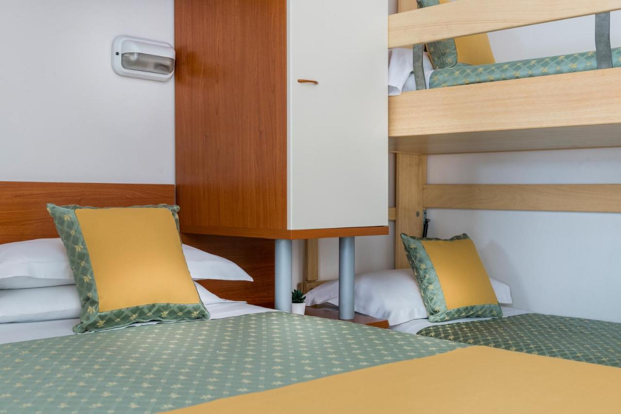 Hotel Principe カットーリカ エクステリア 写真